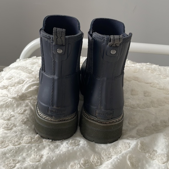 ✨Free People Hunter Refined Stitch Chelsea Wellies✨ - Picture 8 of 13